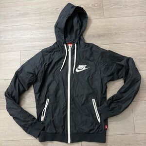 Nike Black Windbreaker Jacket Women’s M